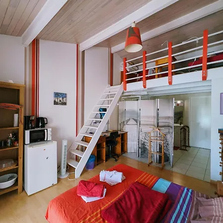 Lägenhet Rouge Avec Piscine *